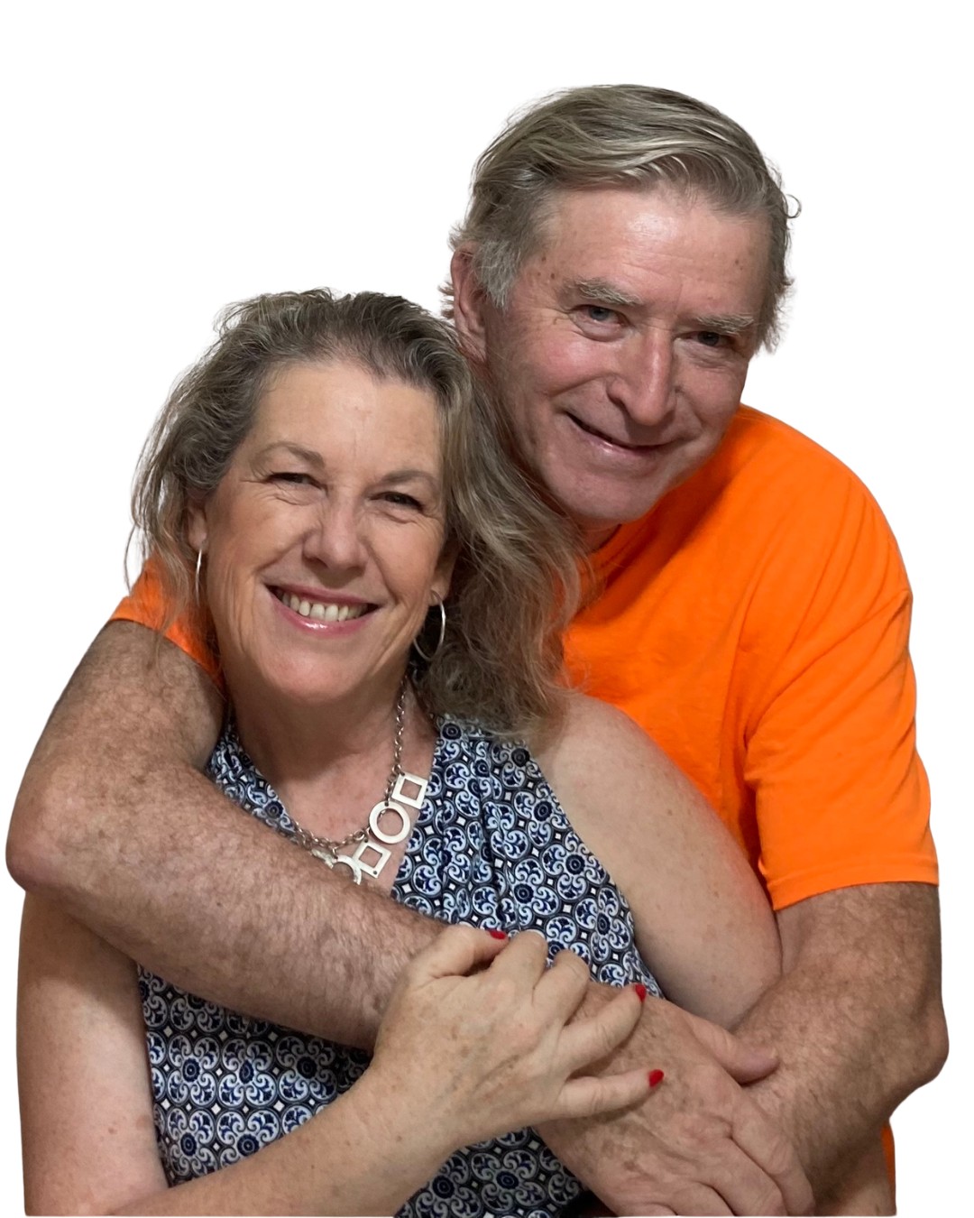 María Antonieta y David, conductores de Conexiones Doradas